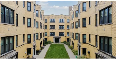 3819.5 North Greenview Avenue Chicago IL 60613