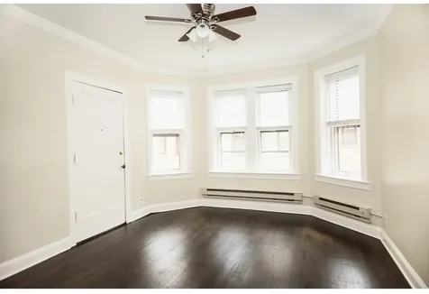3819.5 North Greenview Avenue Chicago IL 60613