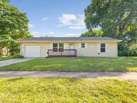 712 Cherry Street Rockford IL 61101