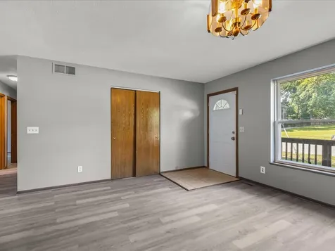 712 Cherry Street Rockford IL 61101