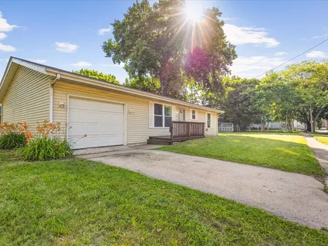 712 Cherry Street Rockford IL 61101