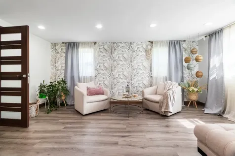 2196 Spruce Avenue Des Plaines IL 60018