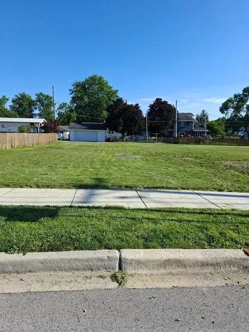 648 Penfield Street Beecher IL 60401