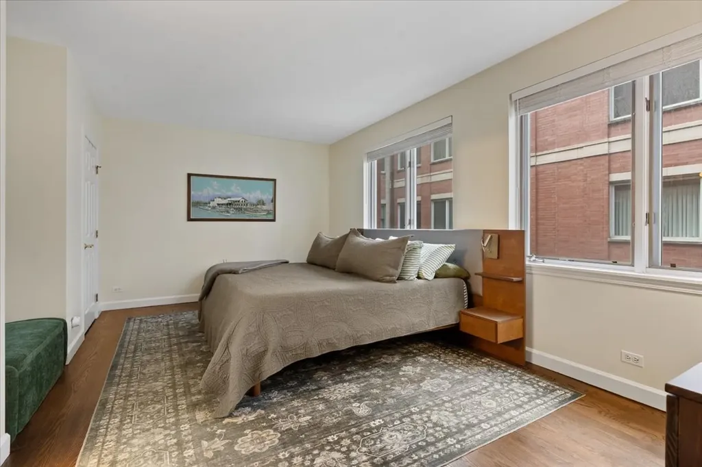 1430 North La Salle Drive Chicago IL 60610