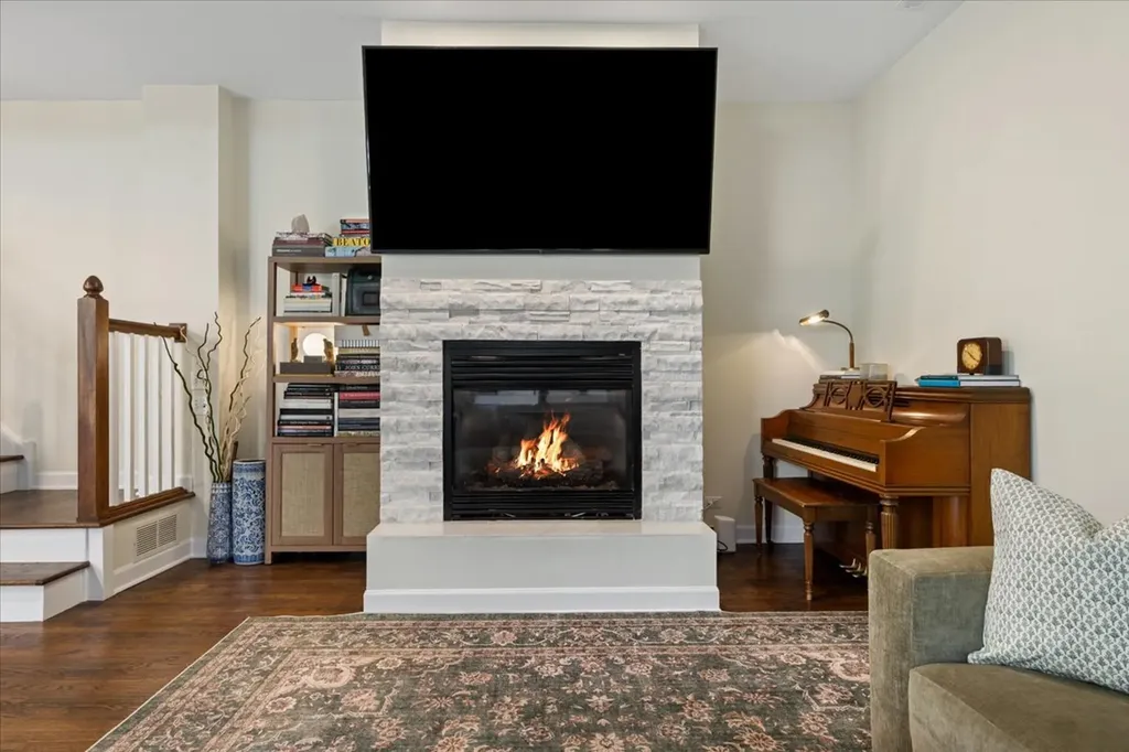 1430 North La Salle Drive Chicago IL 60610
