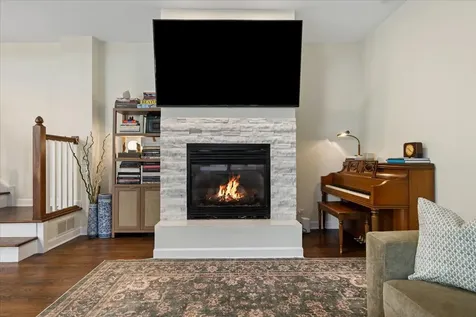1430 North La Salle Drive Chicago IL 60610
