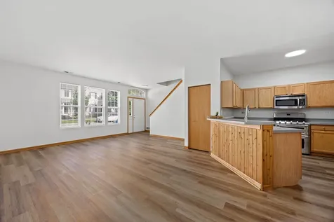 262 Springbrook Trail S Oswego IL 60543