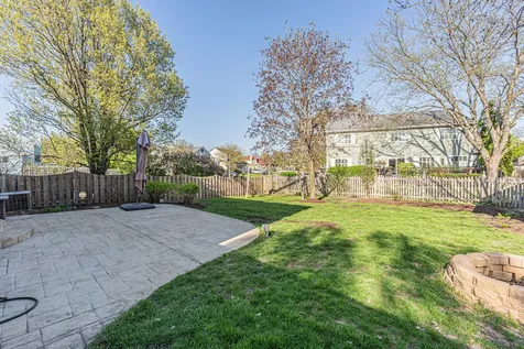 794 White Pine Circle Lake In The Hills IL 60156