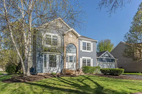 794 White Pine Circle Lake In The Hills IL 60156