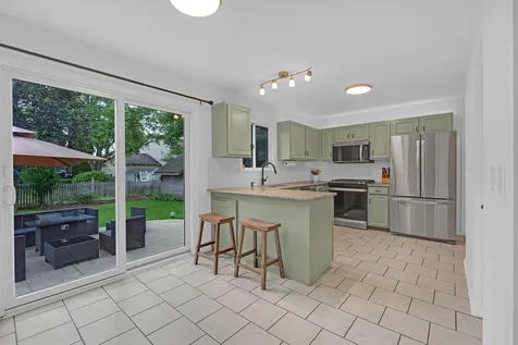 794 White Pine Circle Lake In The Hills IL 60156
