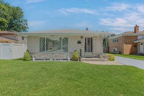 10533 Lavergne Avenue Oak Lawn IL 60453