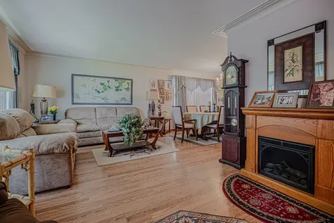 10533 Lavergne Avenue Oak Lawn IL 60453