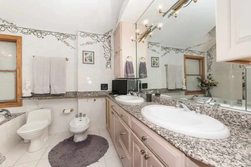 1605 South Fairview Avenue Park Ridge IL 60068
