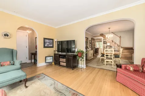 1605 South Fairview Avenue Park Ridge IL 60068