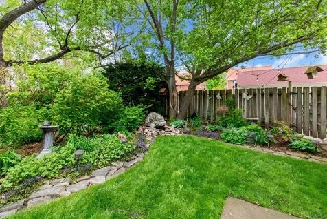 1605 South Fairview Avenue Park Ridge IL 60068