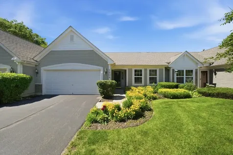 2804 North Southern Hills Drive Wadsworth IL 60083