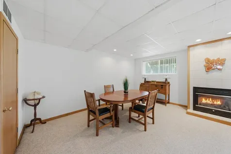 2804 North Southern Hills Drive Wadsworth IL 60083