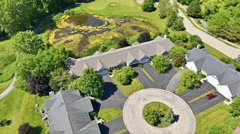 2804 North Southern Hills Drive Wadsworth IL 60083