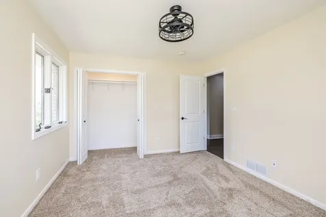 704 North Rose Farm Road Woodstock IL 60098