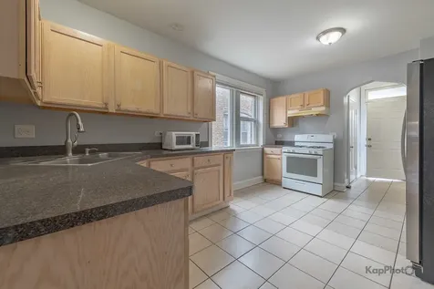 8923 South Blackstone Avenue Chicago IL 60617