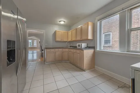8923 South Blackstone Avenue Chicago IL 60617