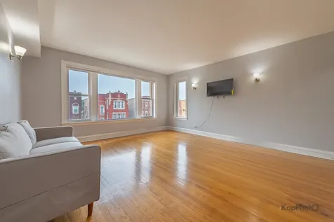 8923 South Blackstone Avenue Chicago IL 60617