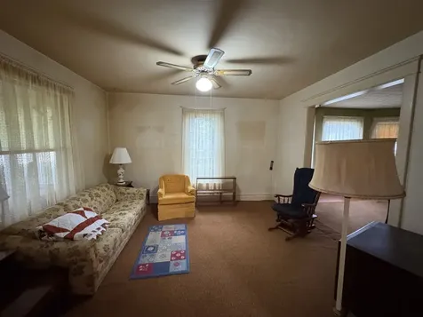 220 E Avenue Rochelle IL 61068