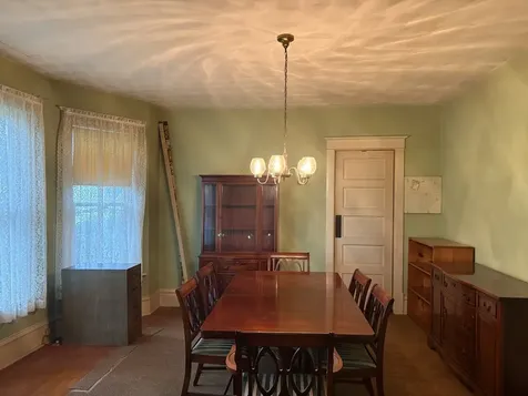 220 E Avenue Rochelle IL 61068