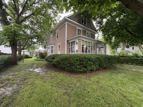 220 E Avenue Rochelle IL 61068