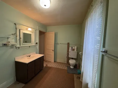 220 E Avenue Rochelle IL 61068