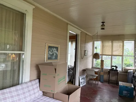 220 E Avenue Rochelle IL 61068