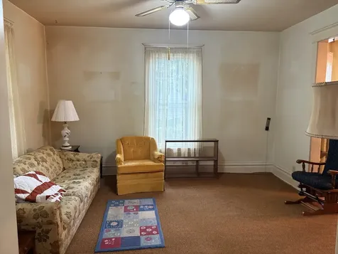 220 E Avenue Rochelle IL 61068