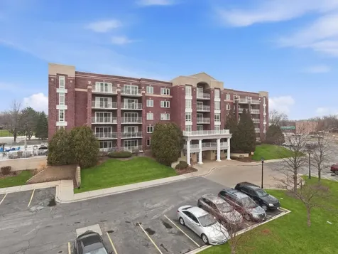 7081 West Touhy Avenue Niles IL 60714