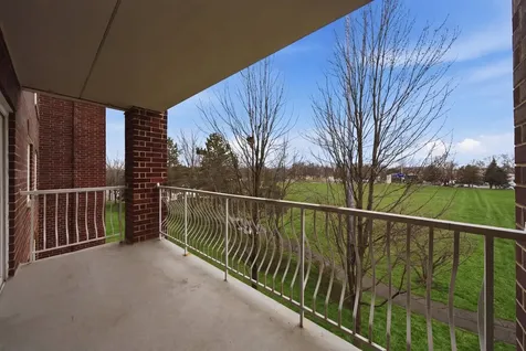 7081 West Touhy Avenue Niles IL 60714