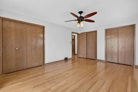10628 Lockwood Avenue Oak Lawn IL 60453