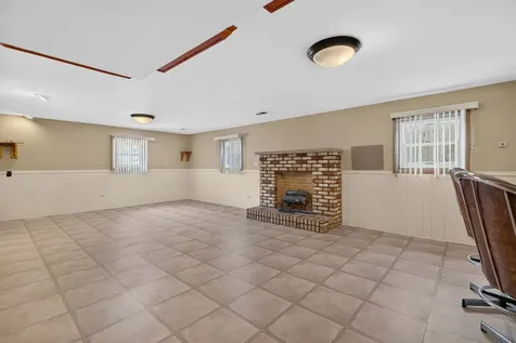 10628 Lockwood Avenue Oak Lawn IL 60453