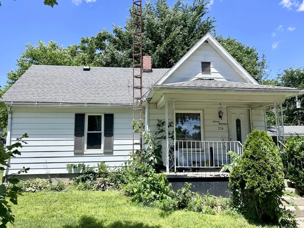 714 Labee Street Depue IL 61322