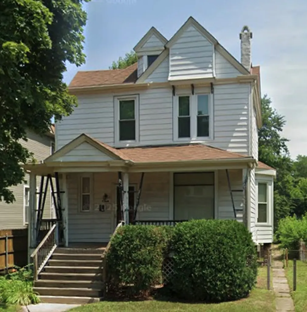 7733 South Lowe Avenue Chicago IL 60620