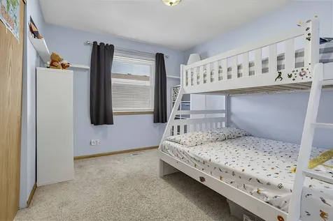 7943 164TH Court Tinley Park IL 60477
