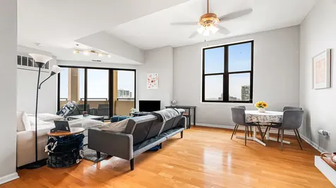 1464 South Michigan Avenue Chicago IL 60605