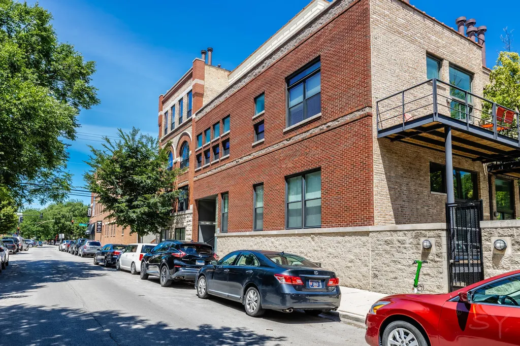 2343 North Greenview Avenue Chicago IL 60614