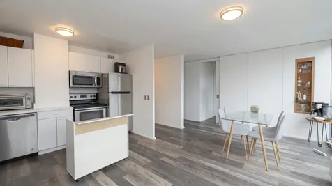 2400 North Lakeview Avenue Chicago IL 60614