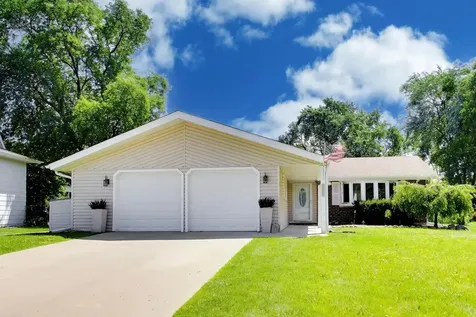 1113 West Weathersfield Way Schaumburg IL 60193