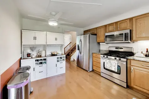 1113 West Weathersfield Way Schaumburg IL 60193