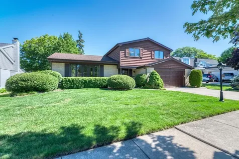 910 West White Oak Street Arlington Heights IL 60005