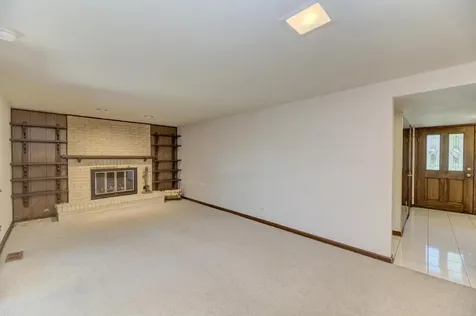 910 West White Oak Street Arlington Heights IL 60005