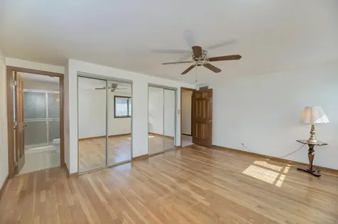 910 West White Oak Street Arlington Heights IL 60005