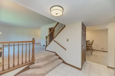 910 West White Oak Street Arlington Heights IL 60005
