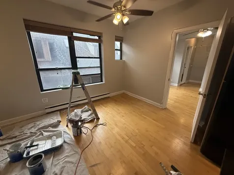 732 West Bittersweet Place Chicago IL 60613