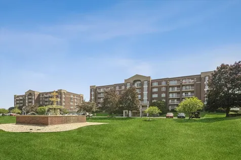 7051 West Touhy Avenue Niles IL 60714